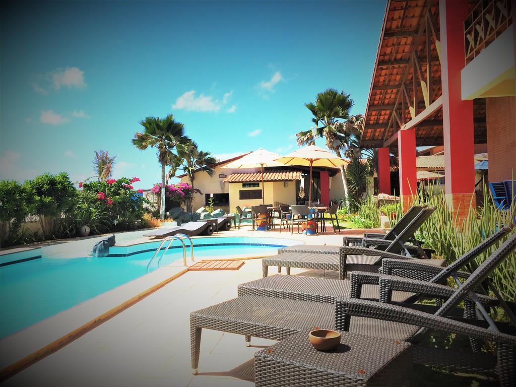Pousada Flamboyant Village - Praia Das Fontes - 50Mt Da Gruta Mae D'Agua (Adults Only) เบเบรีเบ ภายนอก รูปภาพ