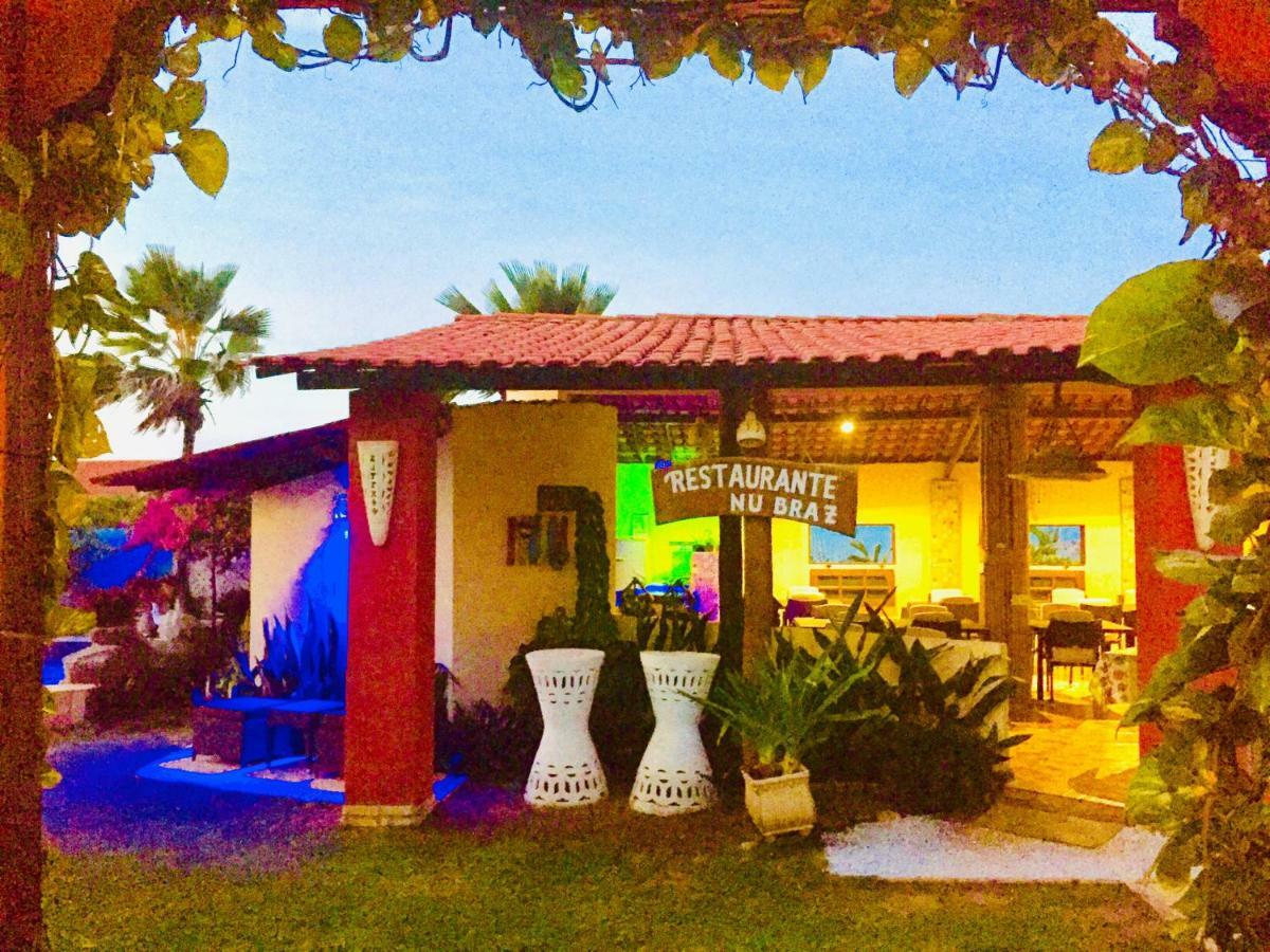 Pousada Flamboyant Village - Praia Das Fontes - 50Mt Da Gruta Mae D'Agua (Adults Only) เบเบรีเบ ภายนอก รูปภาพ
